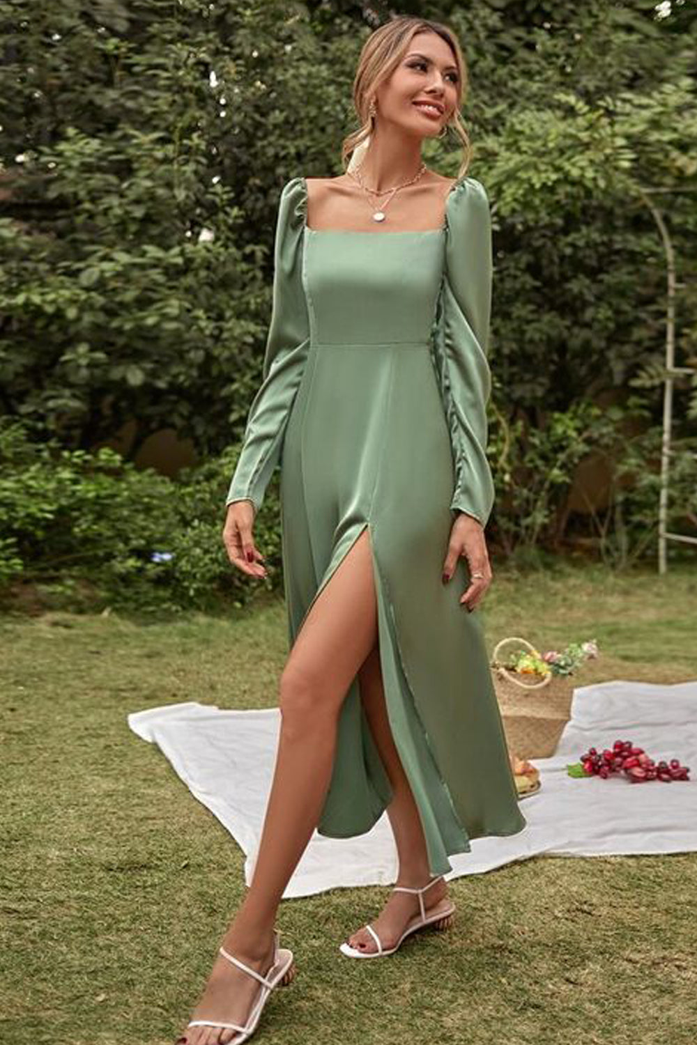 Green Long Sleeves Square Neck Tea Length Elegant Bridesmaid Dresses, CB0327