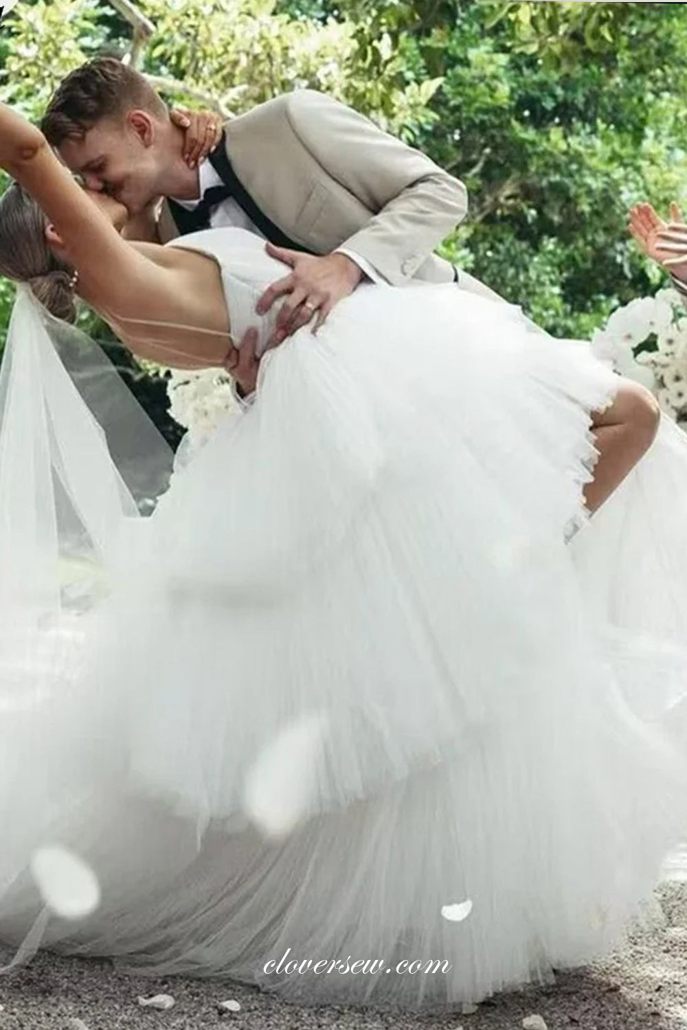 Pleating Tulle Spaghetti Strap V-neck Tiered A-line Wedding Dresses, CW0369