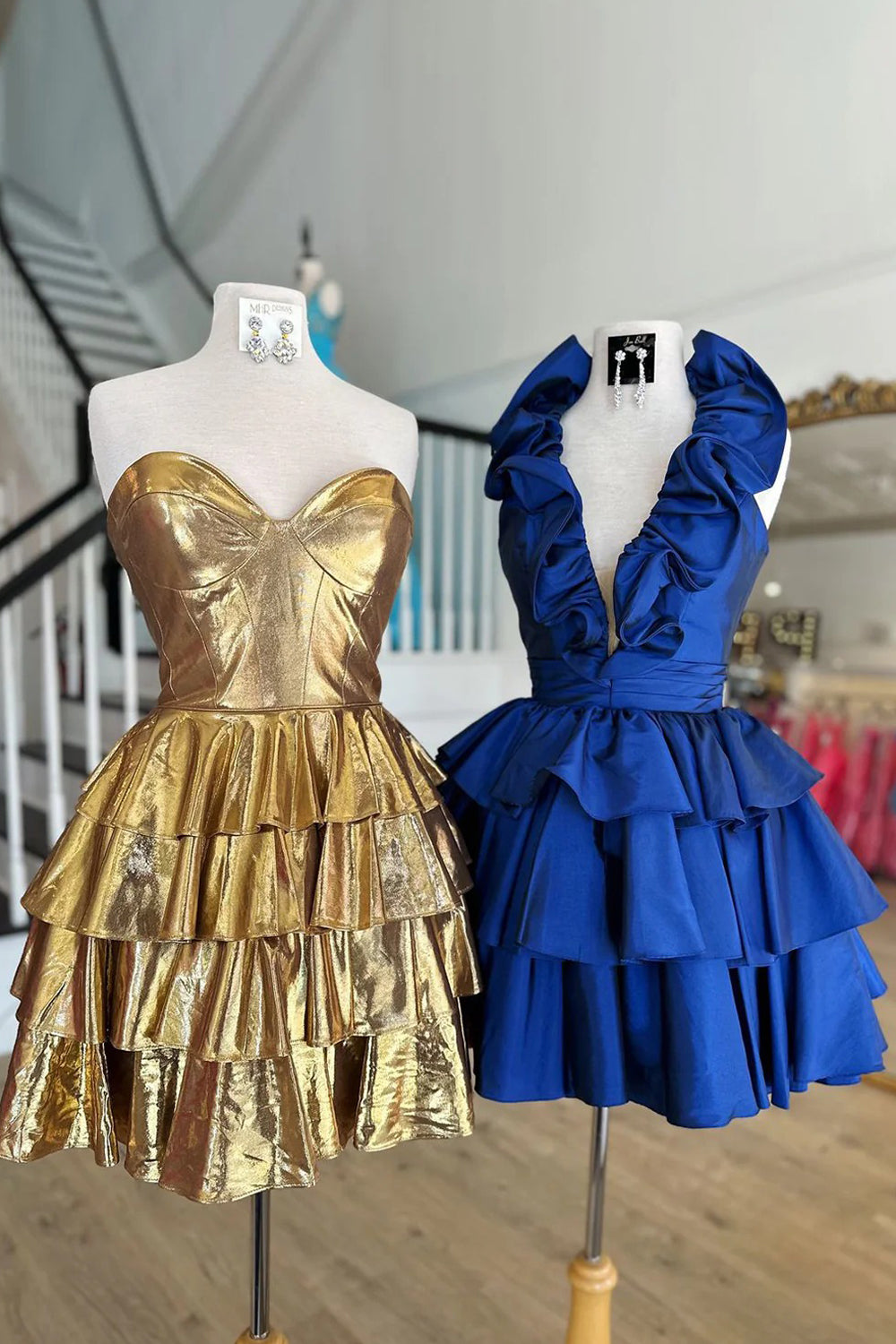 Royal Blue Shiny Satin Bubble Halter Sleeveless Tiered A-line Short Homecoming Dresses, CH0111