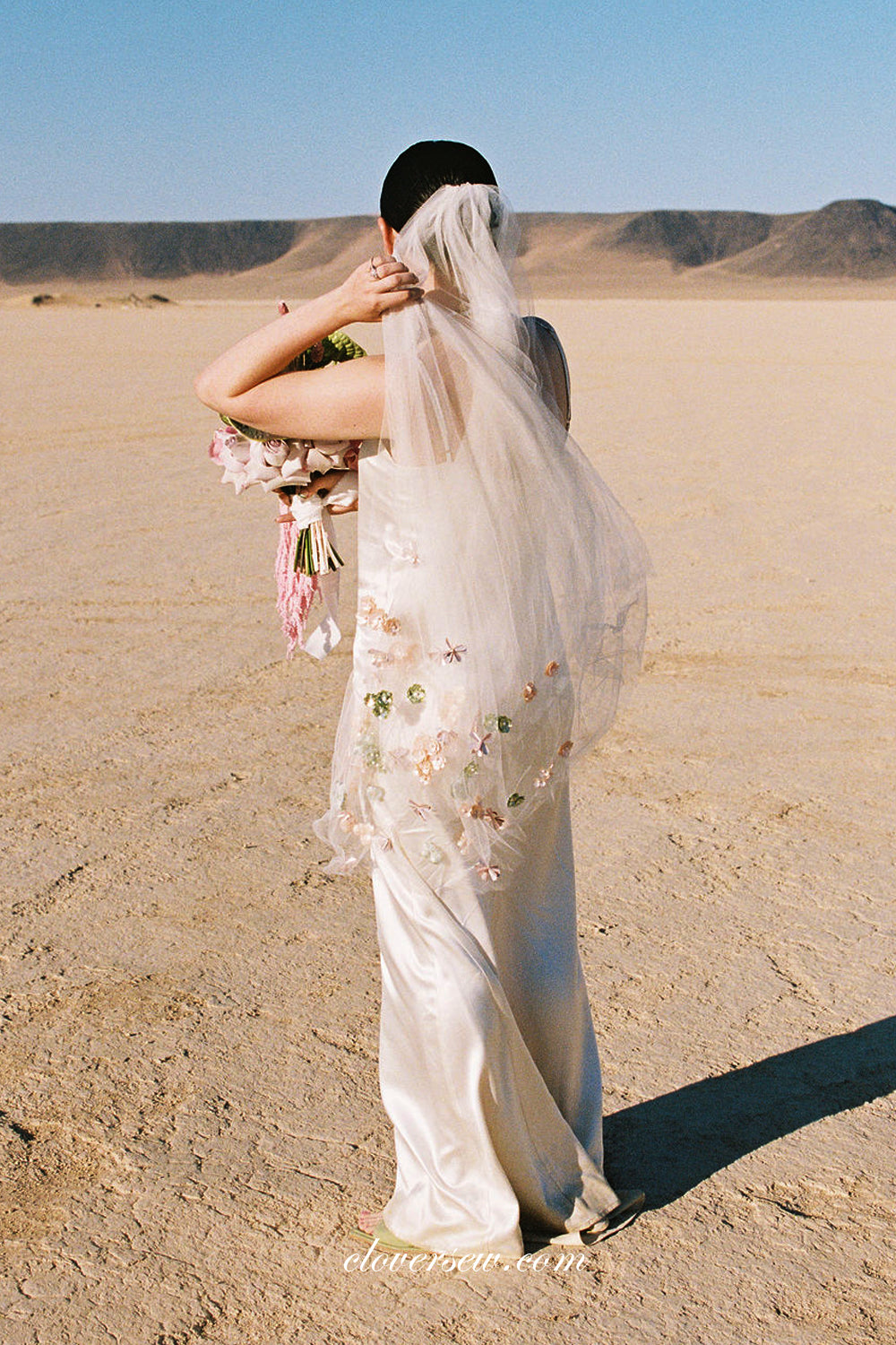 Champagne Silk Satin Spaghetti Strap Fashion Sheath Wedding Dresses, CW0291