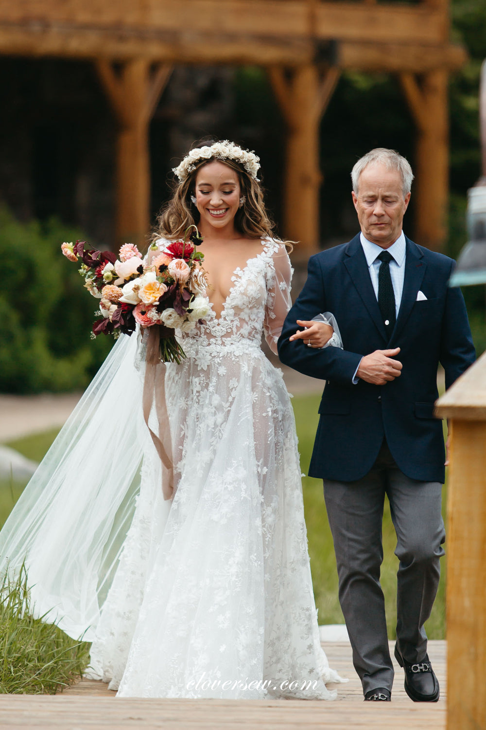 Chamring Lace Long Sleeves V-neck A-line Country Wedding Dresses, CW0308