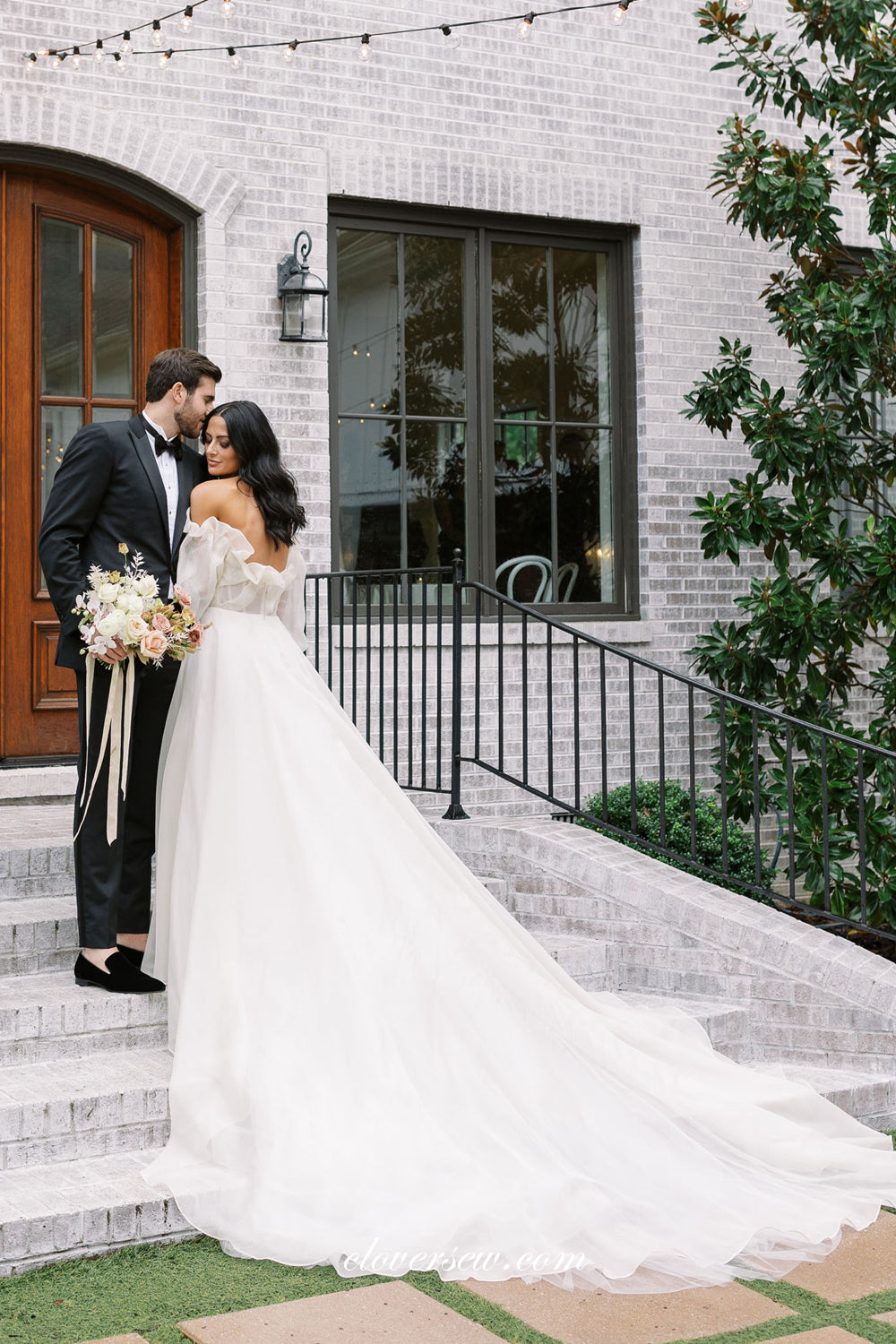 Ivory Organza Off The Shoulder A-line With Train Romantic Wedding Dresses, CW0307