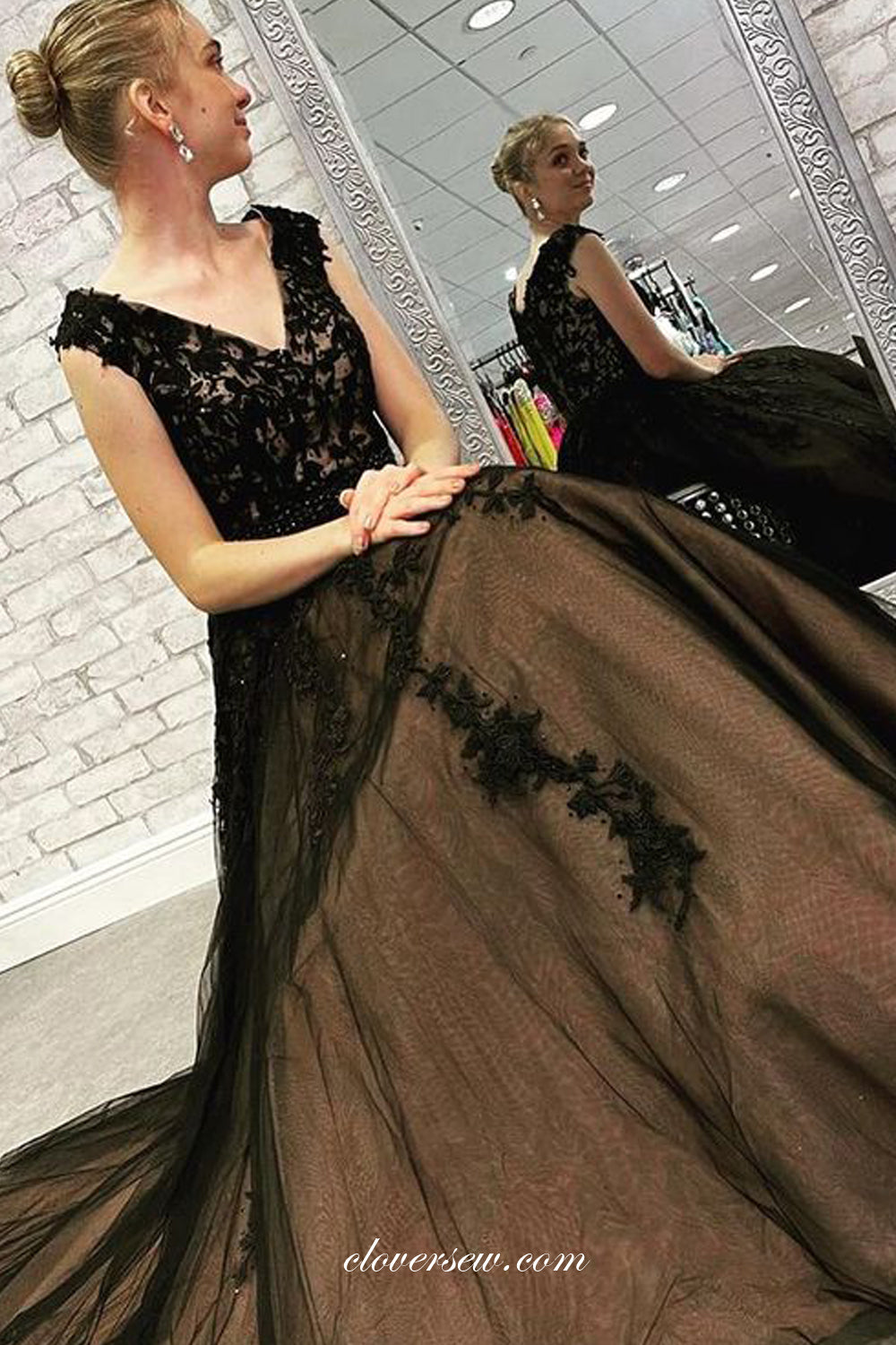 Black Beading Lace Applique V-neck Sleeveless A-line Prom Dresses, CP1125