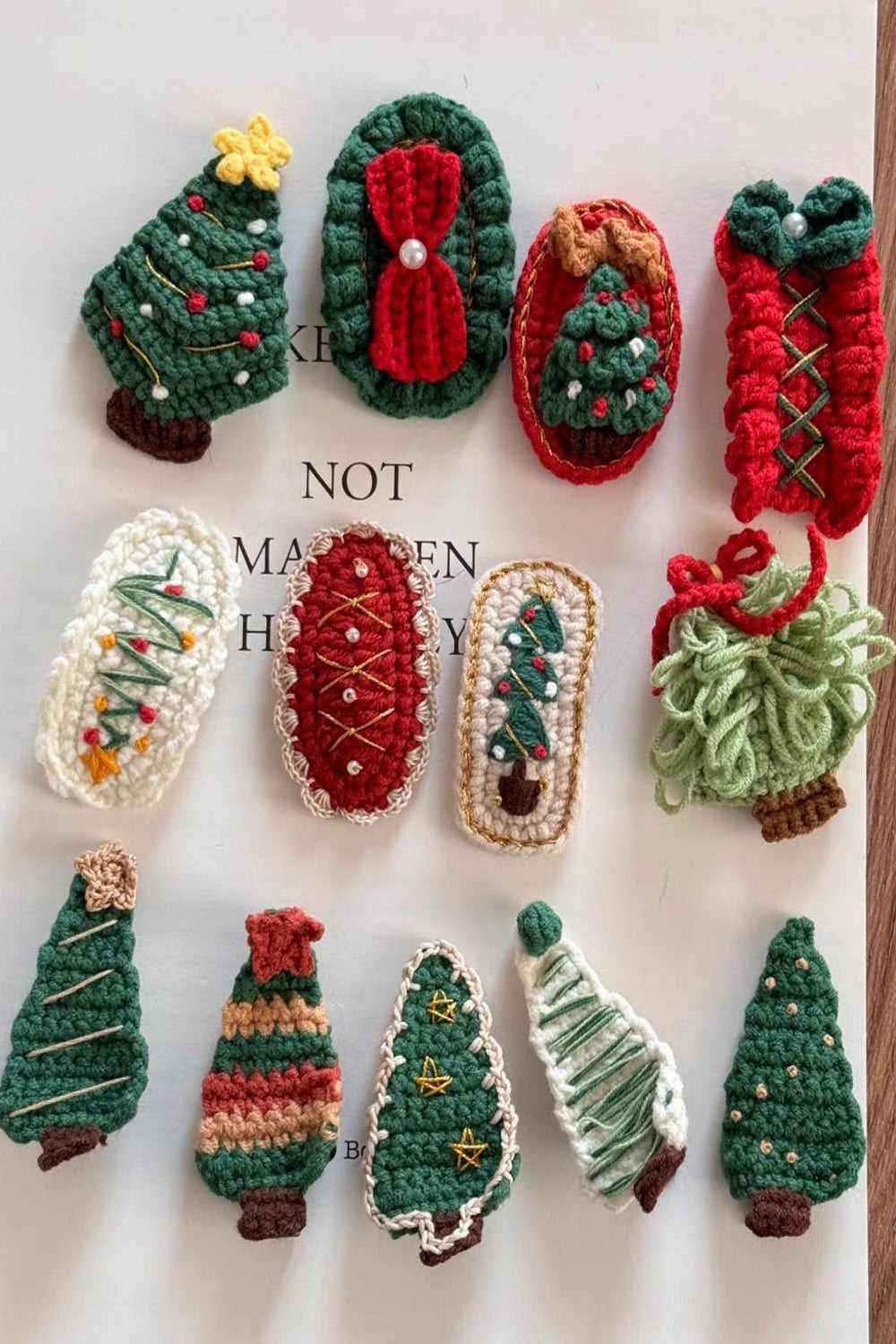 Christmas Series of Cute Yarn Hair Clips, Christmas Tree-shaped Hair Accessories for Autumn and Winter