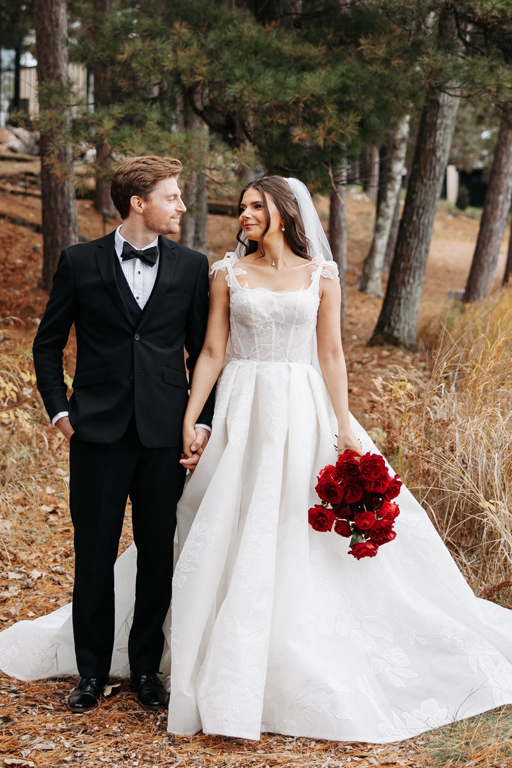 Embroidery Organza Flower Straps A-line With Slit Wedding Dresses, CW0431