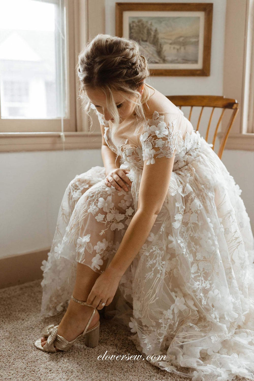 Ivory 3D Lace Cap Sleeves A-line Illusion Back Vintage Wedding Dresses, CW0361