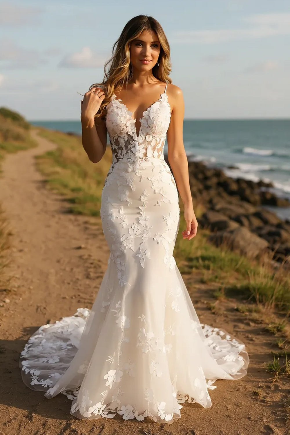 Ivory Lace Spaghettti Strap Mermaid V-neck Vintage Wedding Dresses, CW0427