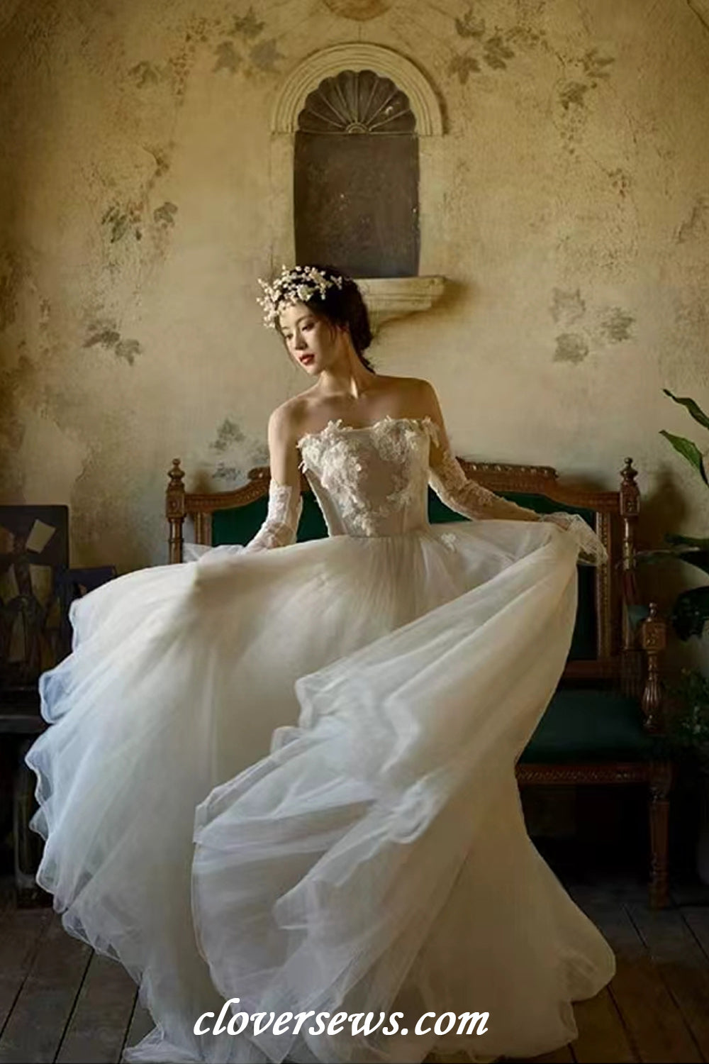 Lace Applique Tulle Strapless Lace Up Back A-Line Wedding Dresses, CW0394 US2 / As Pic Lace Applique Tulle Strapless Lace Up Back A-Line Wedding Dresses, CW0394 US2 / As Pic