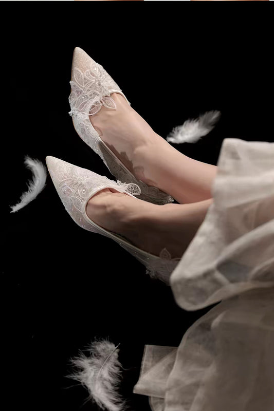 Sparkly Lace Romantic Pointed Toe Wedding Shoes