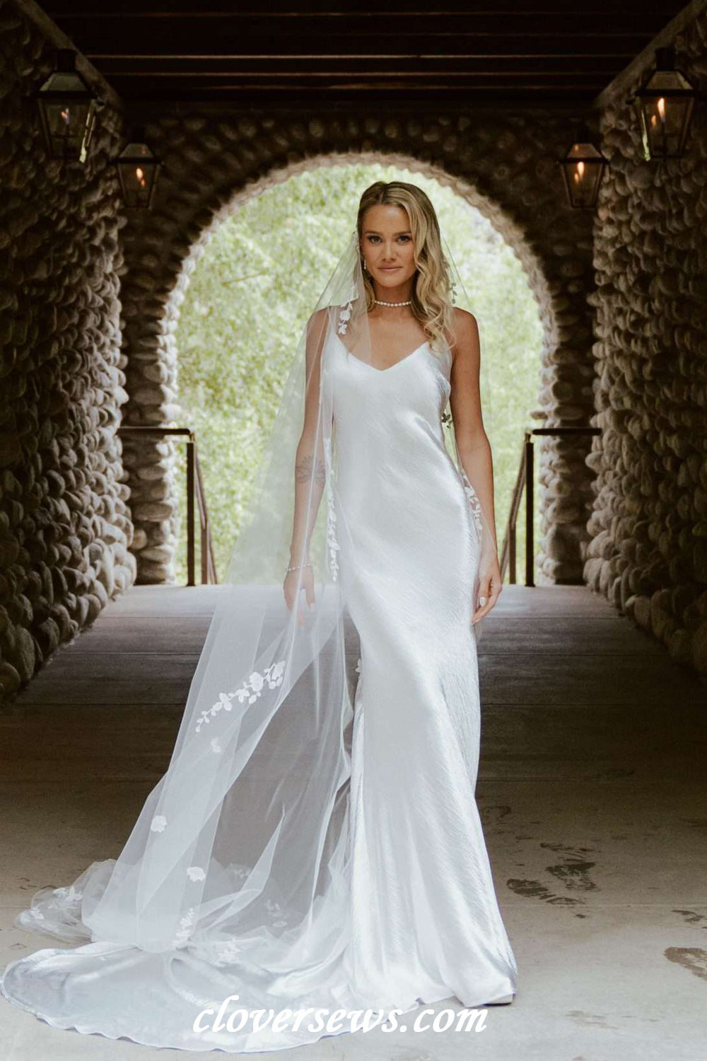 White Shiny Satin Spaghetti Strap Mermaid Backless Fashion Wedding Dresses,CW0397 US16 / Custom Color(leaving A note) White Shiny Satin Spaghetti Strap Mermaid Backless Fashion Wedding Dresses,CW0397 US16 / Custom Color(leaving A note)