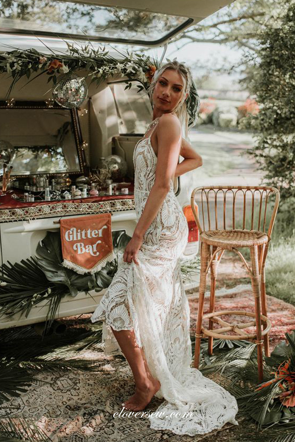 Fashion Lace Spaghetti Strap Sheath With Sweep Train Charming Wedding Dresses, CW0286