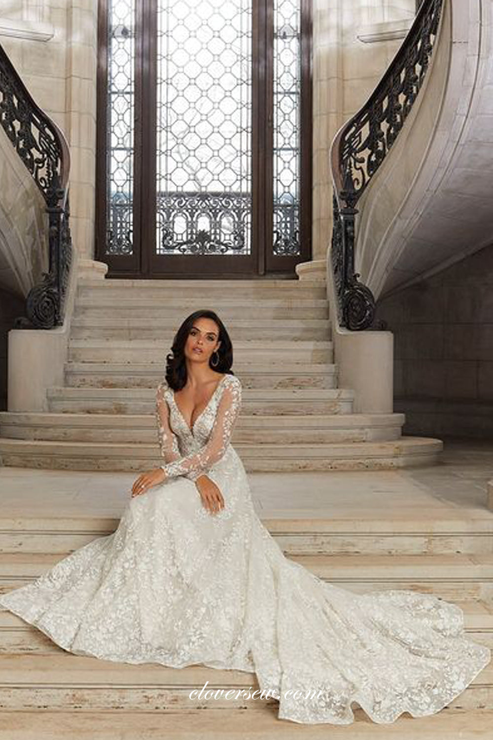 Ivory Long Sleeves Fully Lace A-line Keyhole Back Vintage Wedding Dresses, CW0351 Ivory Long Sleeves Fully Lace A-line Keyhole Back Vintage Wedding Dresses, CW0351