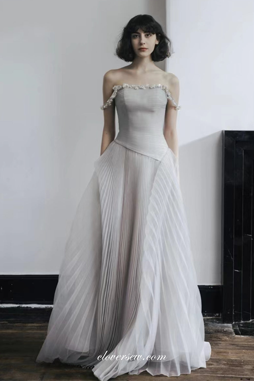 Light Grey Pleating Tulle Applique Open Back Vintage Wedding Dresses, CW0319 Light Grey Pleating Tulle Applique Open Back Vintage Wedding Dresses, CW0319