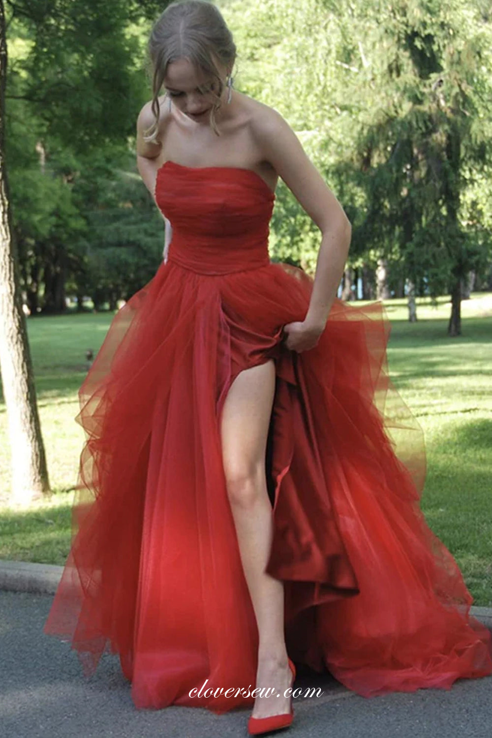 Red Tulle Strapless A-line With Slit Charming Prom Dresses, CP1010 clover sew Red Tulle Strapless A-line With Slit Charming Prom Dresses, CP1010 clover sew
