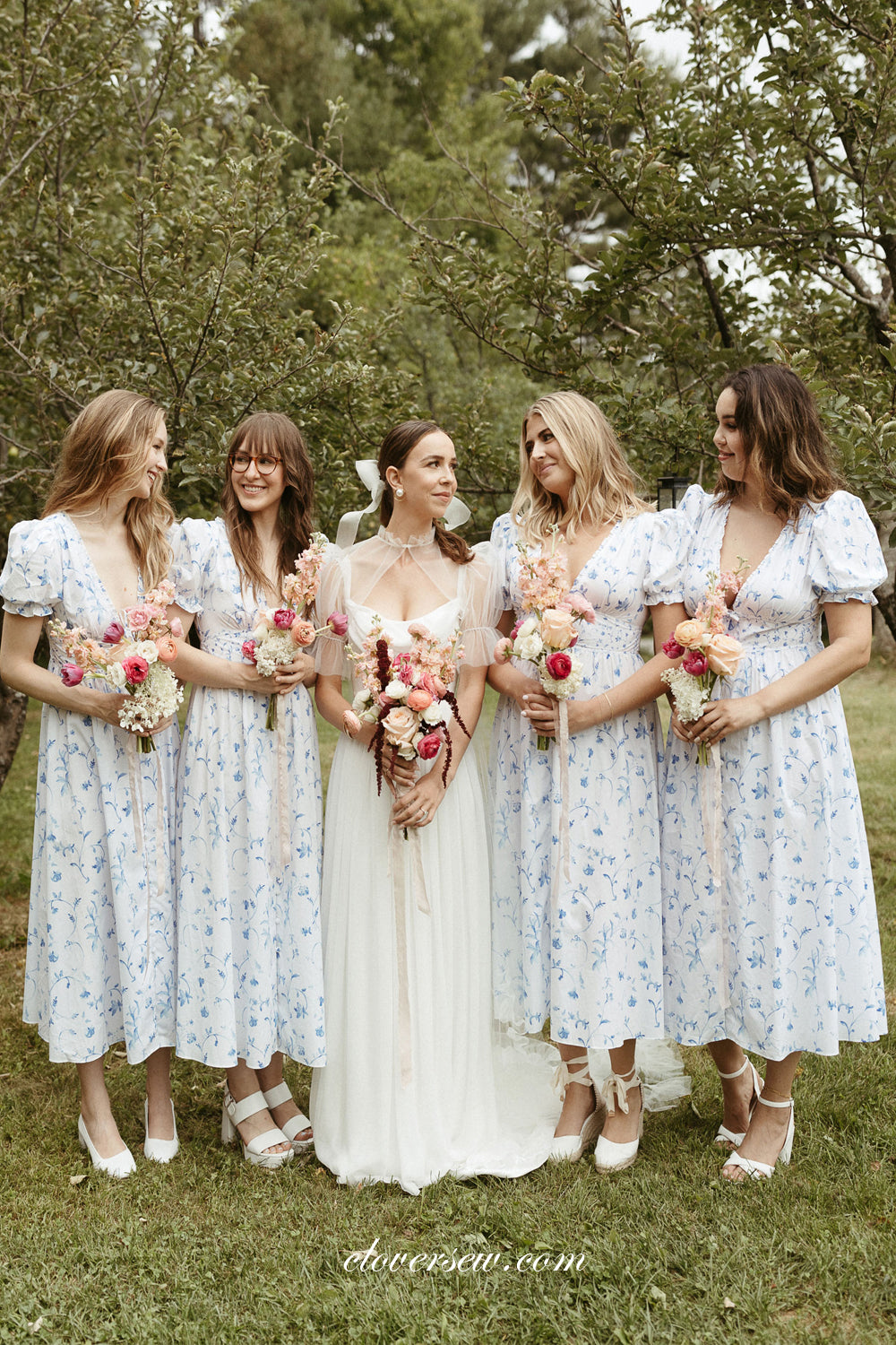 V-neck Short Sleeves Floral Printed Country Wedding Bridesmaid Dresses, CB0276