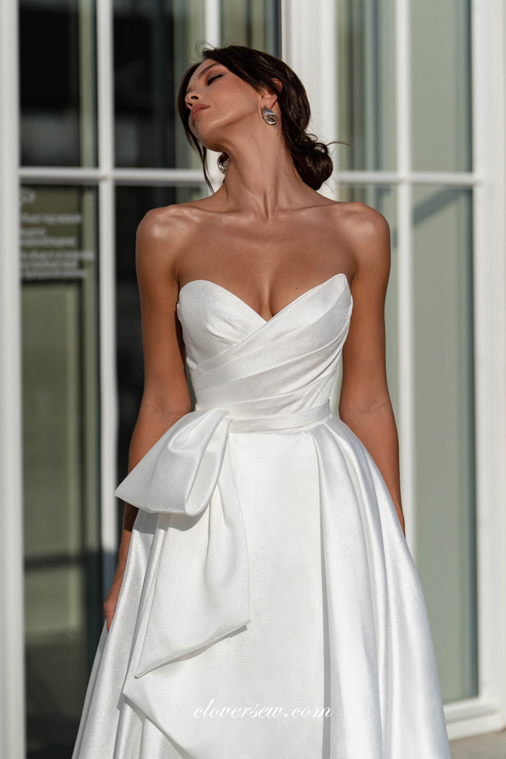 White Satin Strapless A-line Elegant Simple Wedding Dresses